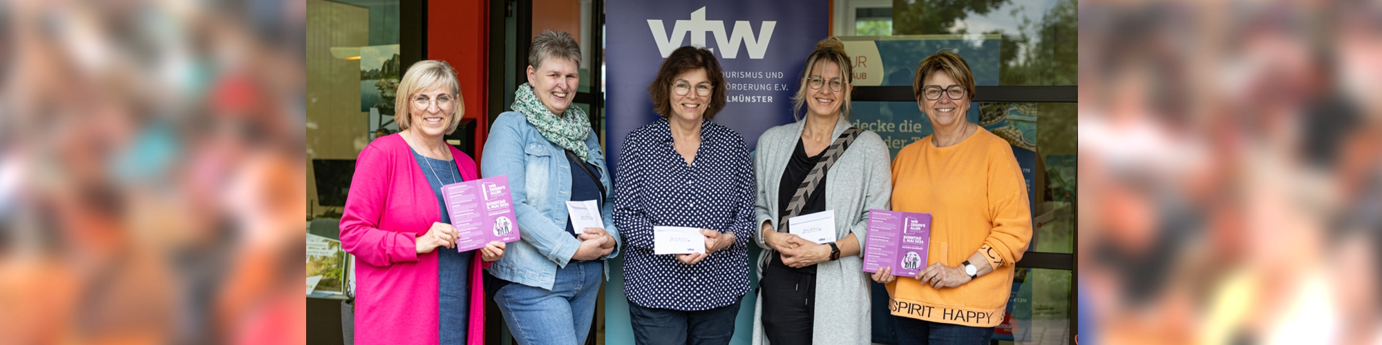 Die glücklichen Gewinnervlnr: Martina Jobst, Simone Grauel, Inge Eckert, Simone Blum, Bärbel Ziegler